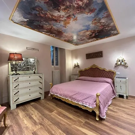- The House With Well And The Frescos Palace Lejlighed Cortona