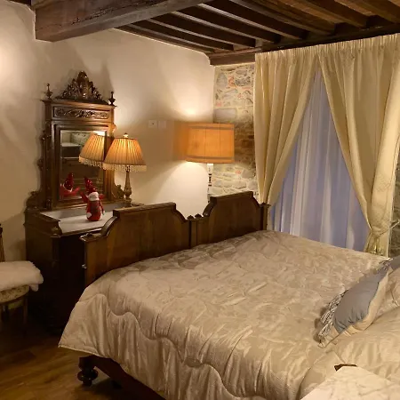 Lejlighed - The House With Well And The Frescos Palace Cortona