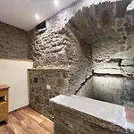 - The House With Well And The Frescos Palace Apartment