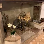 Appartement - The House With Well And The Frescos Palace