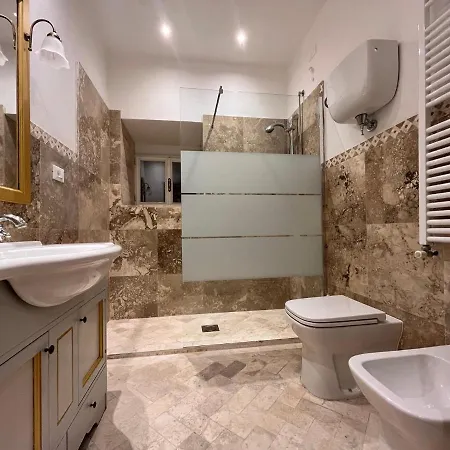 Lägenhet - The House With Well And The Frescos Palace Cortona