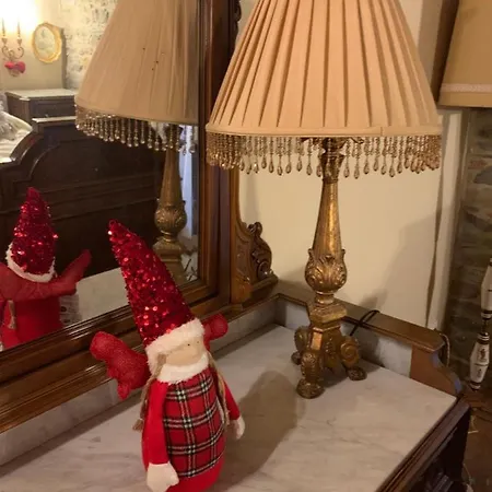 - The House With Well And The Frescos Palace * Cortona