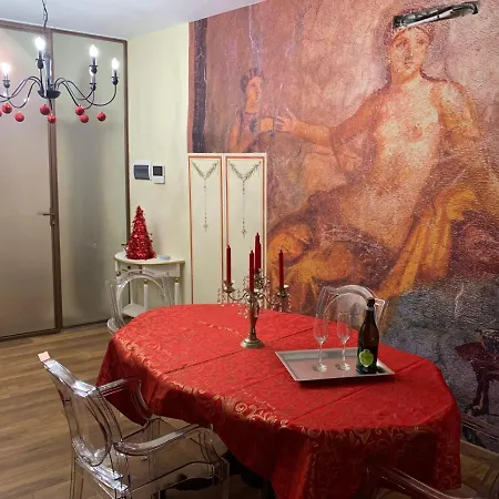 公寓 - The House With Well And The Frescos Palace