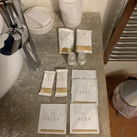 - The House With Well And The Frescos Palace *