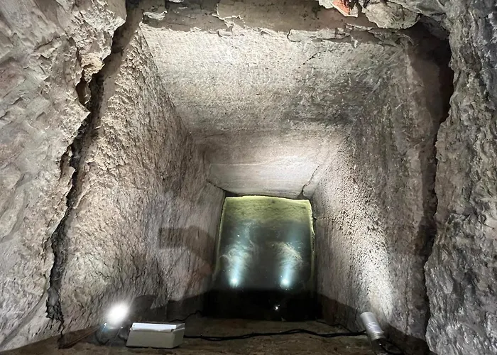 - The House With Well And The Frescos Palace Cortona