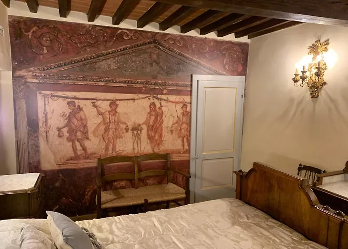 Apartment - The House With Well And The Frescos Palace *