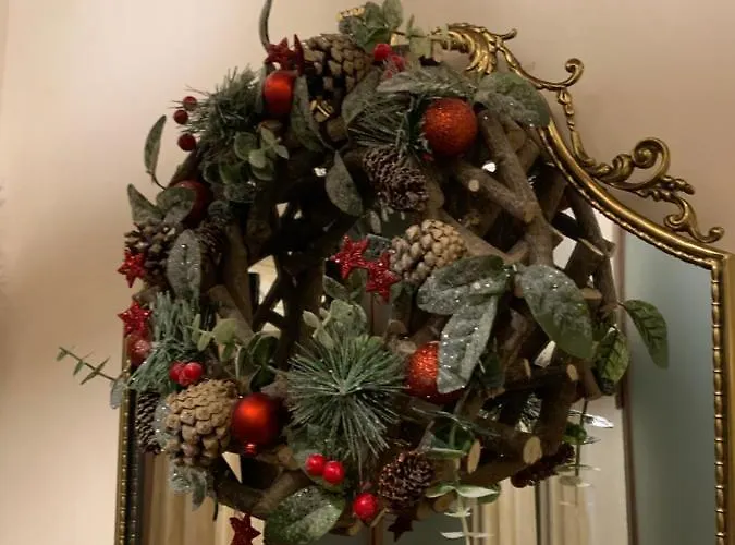 - The House With Well And The Frescos Palace * Cortona