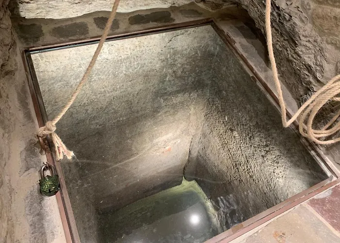 - The House With Well And The Frescos Palace