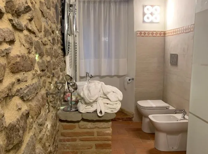 - The House With Well And The Frescos Palace