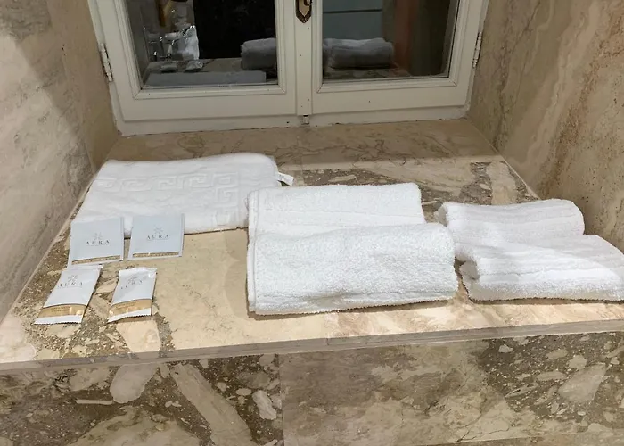 Apartment - The House With Well And The Frescos Palace