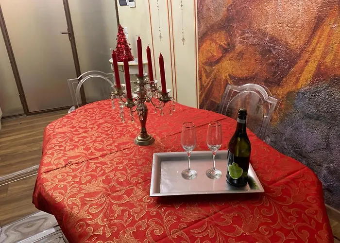 Apartment - The House With Well And The Frescos Palace *